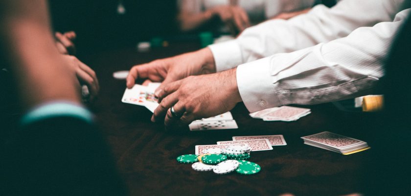 4 Tips to Make Your Poker Game Amazing